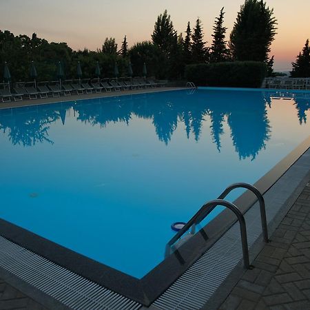 Villaggio Turistico Camping Il Fontino Scarlino Luaran gambar