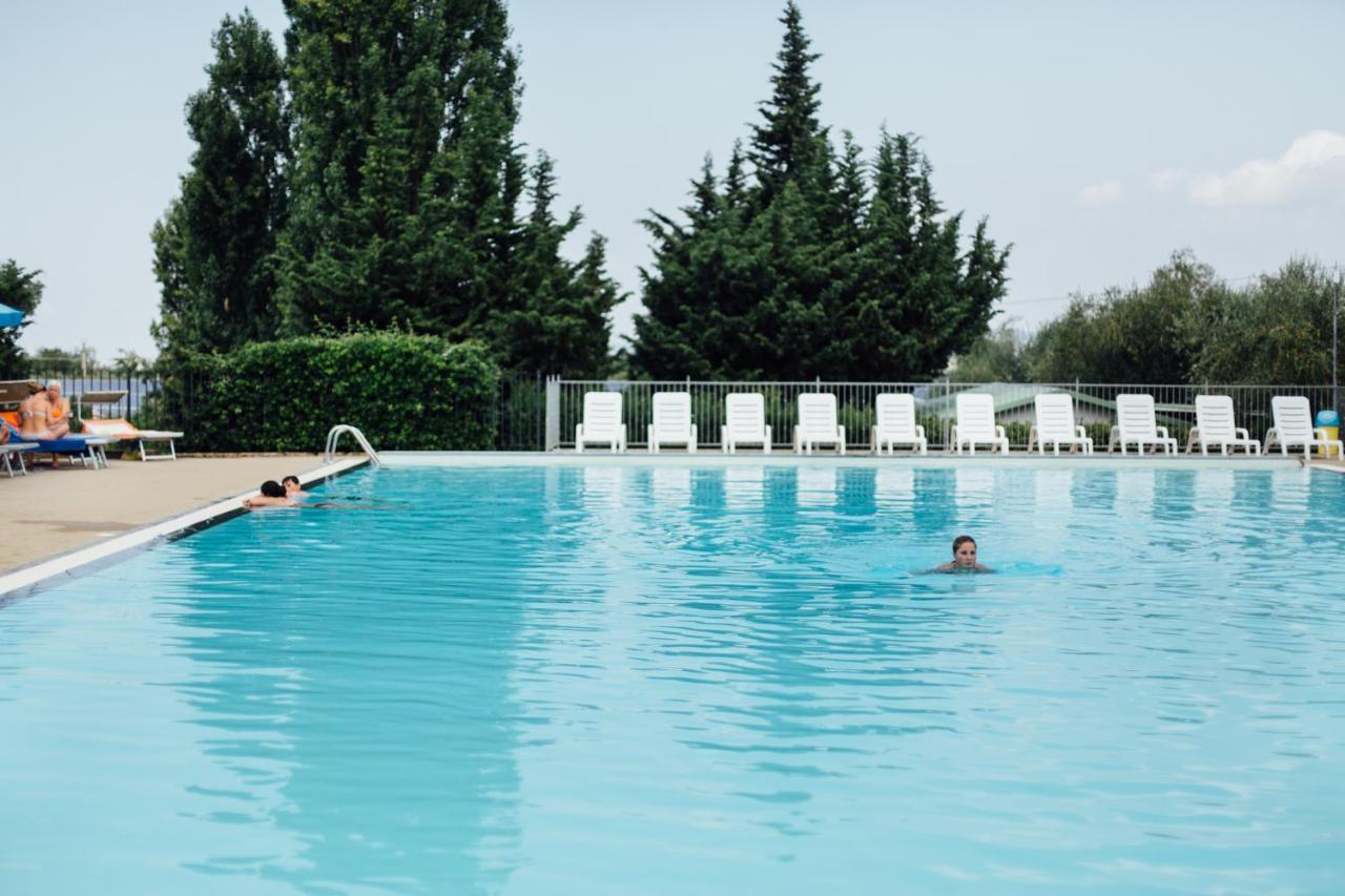 Villaggio Turistico Camping Il Fontino Scarlino Luaran gambar